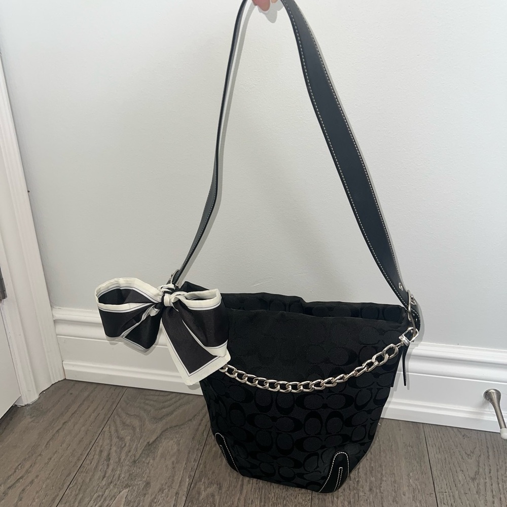 ✨ Host Pick ✨ Coach Black Signature Shoulder Bag - Picture 5 of 11